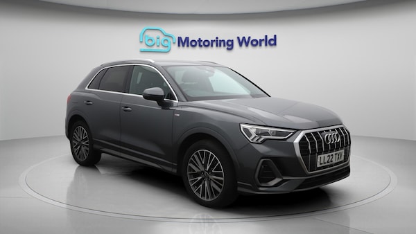Used Audi Q3 2022 for sale - 76296007: Photo 2
