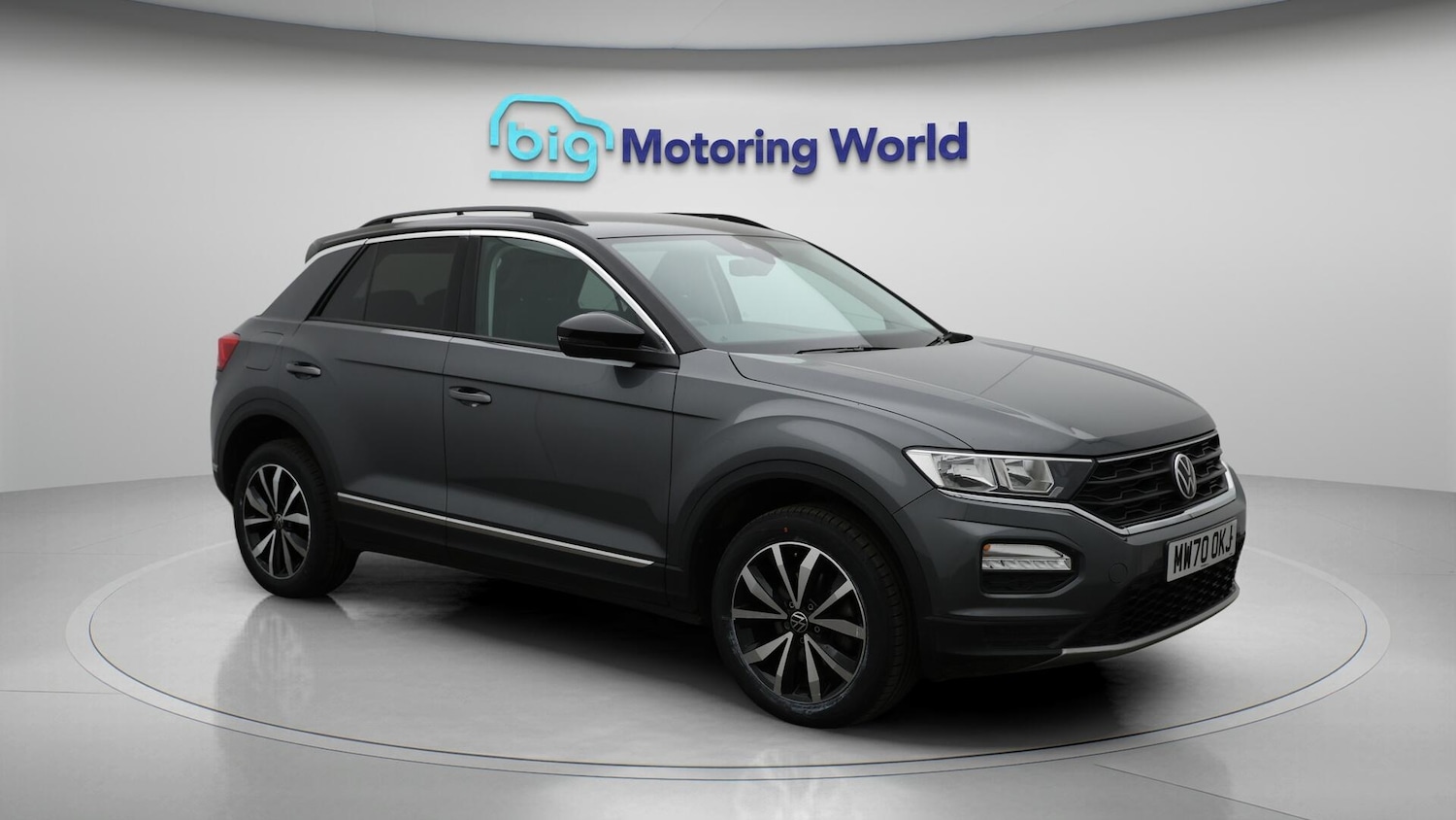 Used Volkswagen T-Roc 2021 for sale - 76431962: Photo 2