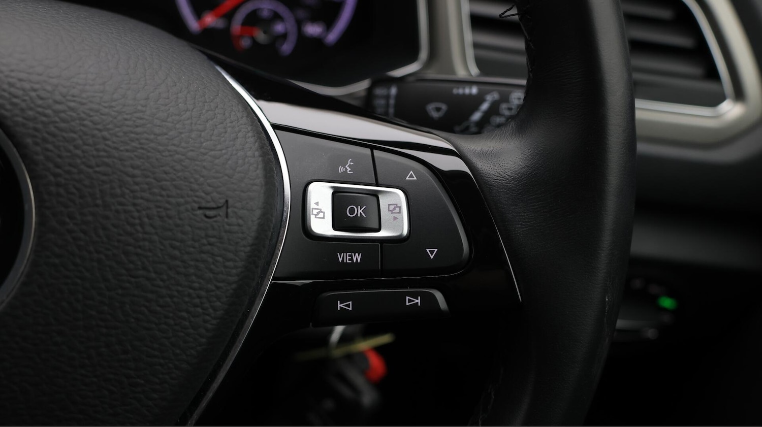 Used Volkswagen T-Roc 2021 for sale - 76431962: Photo 25