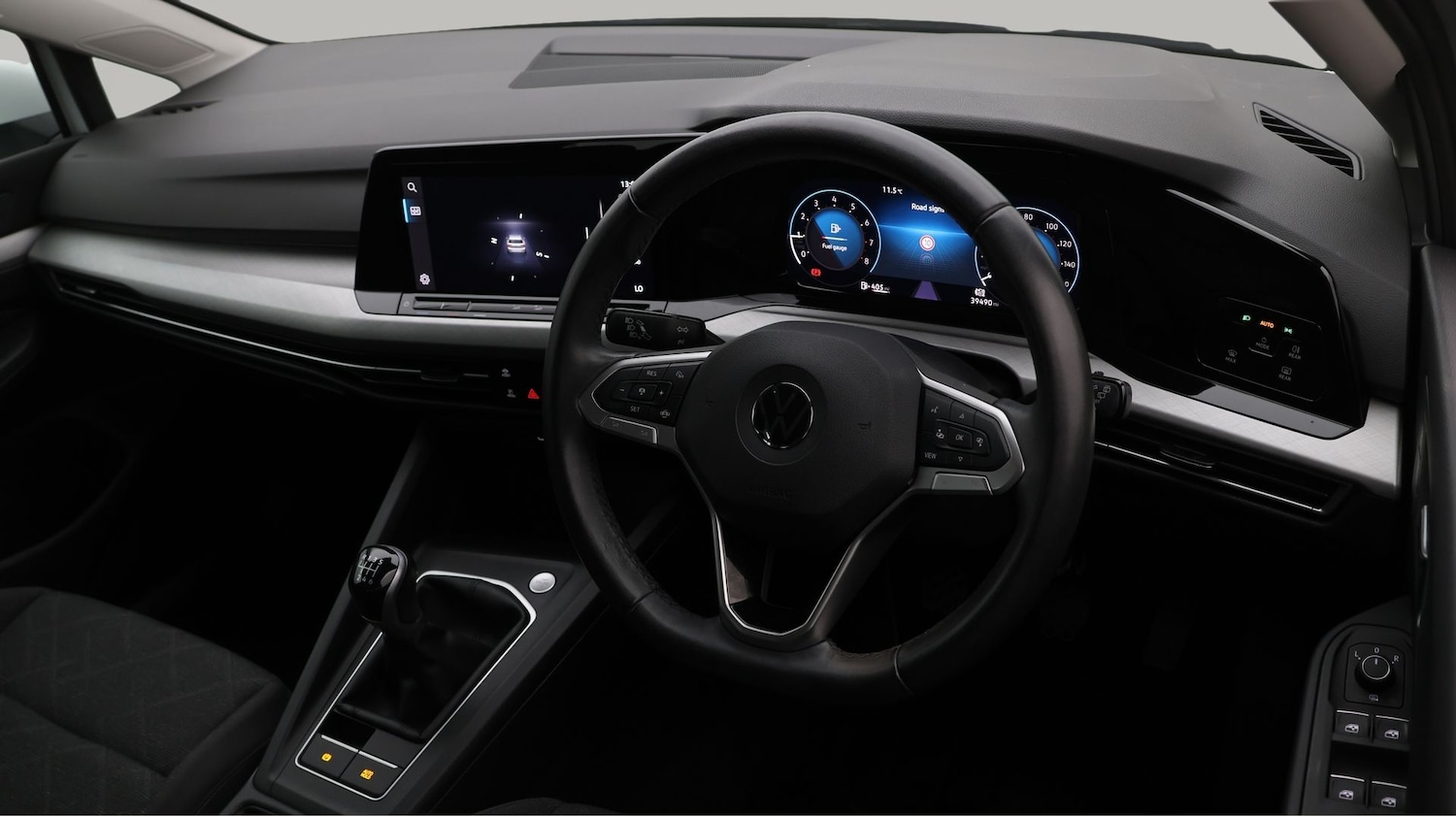 Used Volkswagen Golf 2023 for sale - 77668356: Photo 9