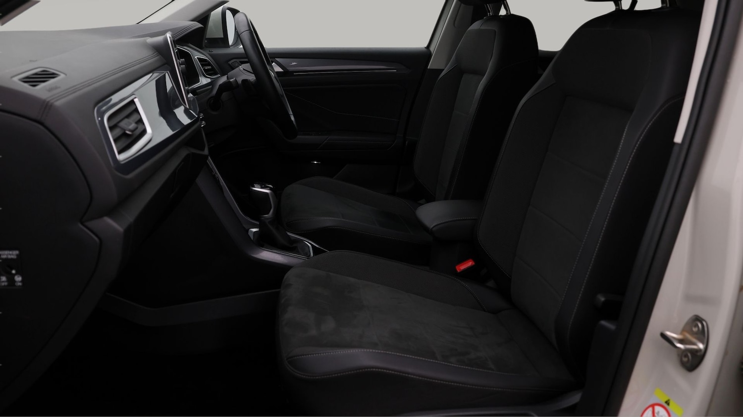 Used Volkswagen T-Roc 2022 for sale - 77431494: Photo 14