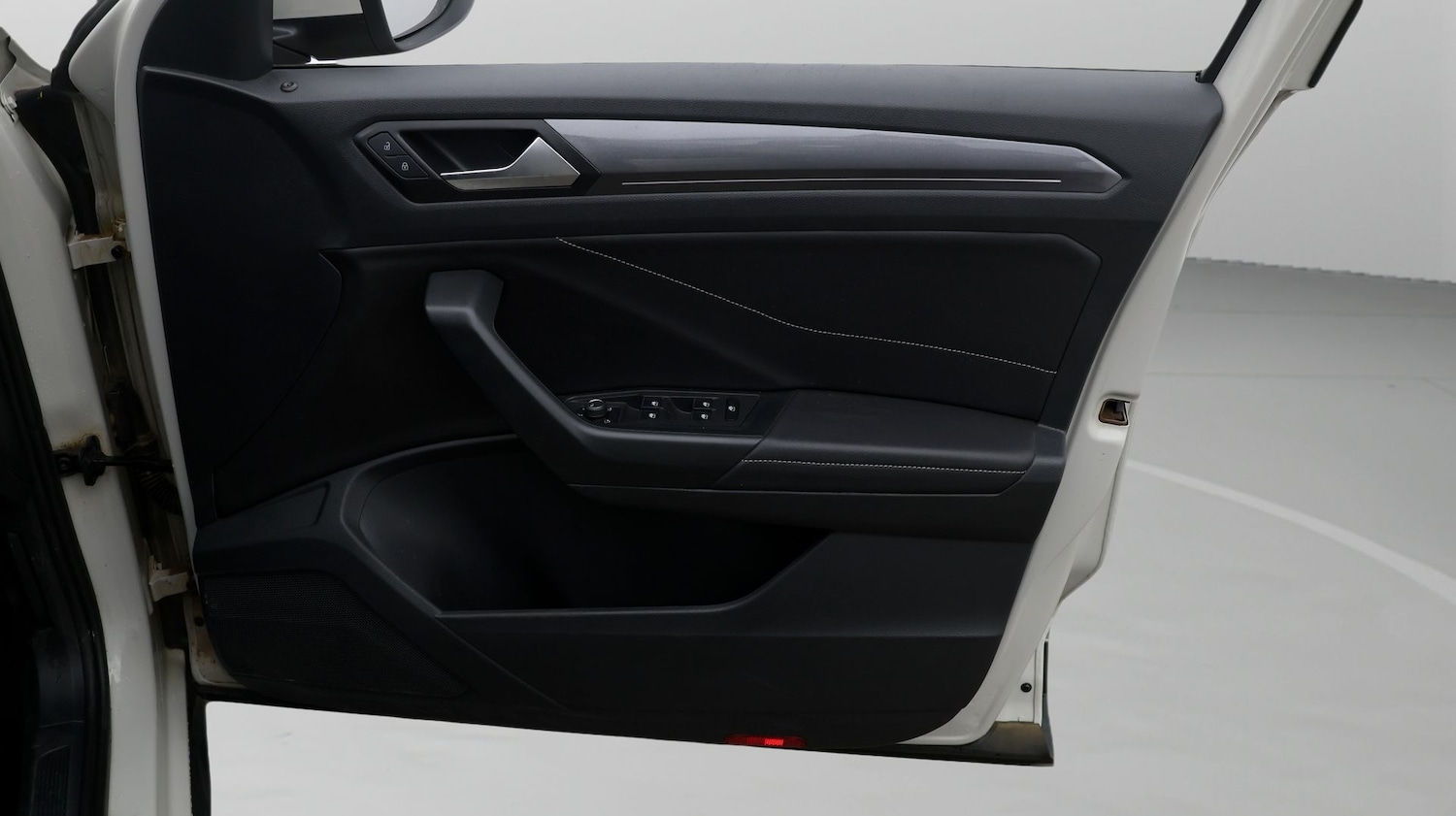 Used Volkswagen T-Roc 2022 for sale - 77431494: Photo 15