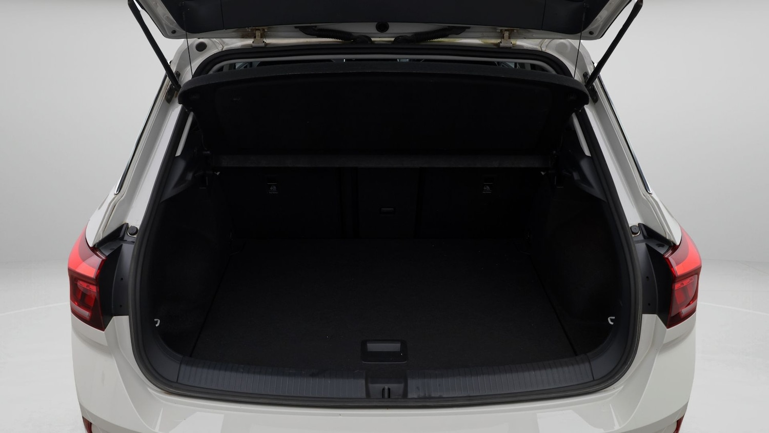 Used Volkswagen T-Roc 2022 for sale - 77431494: Photo 17