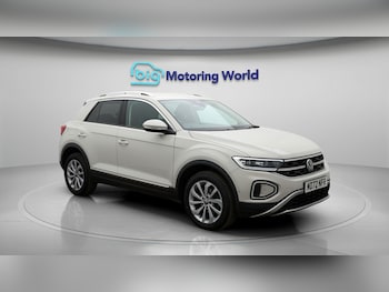 Used Volkswagen T-Roc 2022 for sale - 77431494: Photo