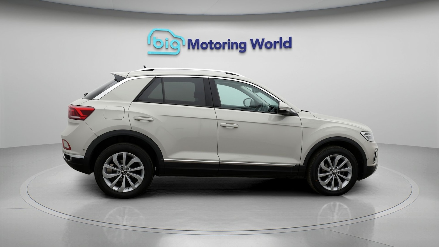 Used Volkswagen T-Roc 2022 for sale - 77431494: Photo 8