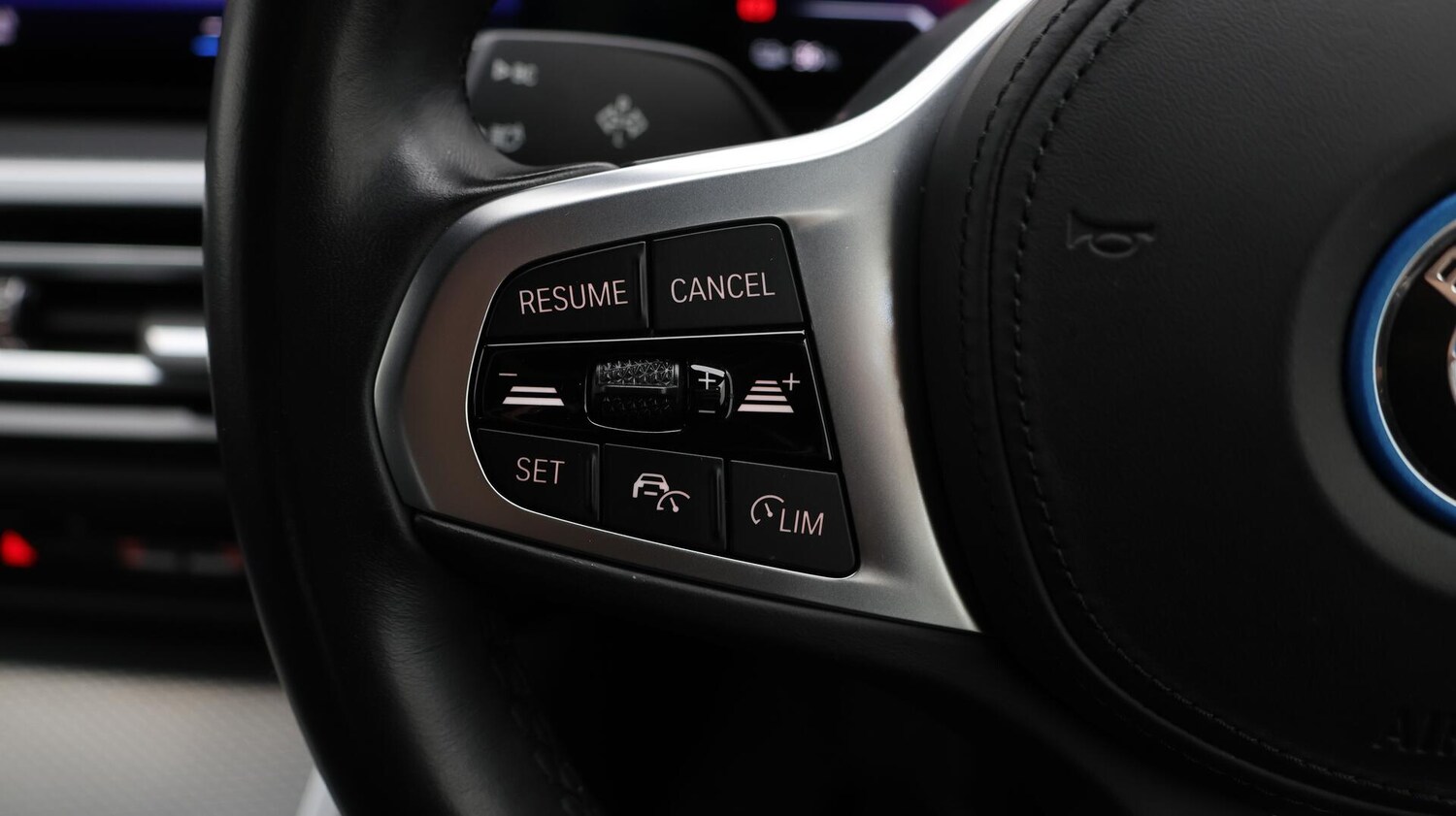 Used BMW i4 2022 for sale - 76645838: Photo 26