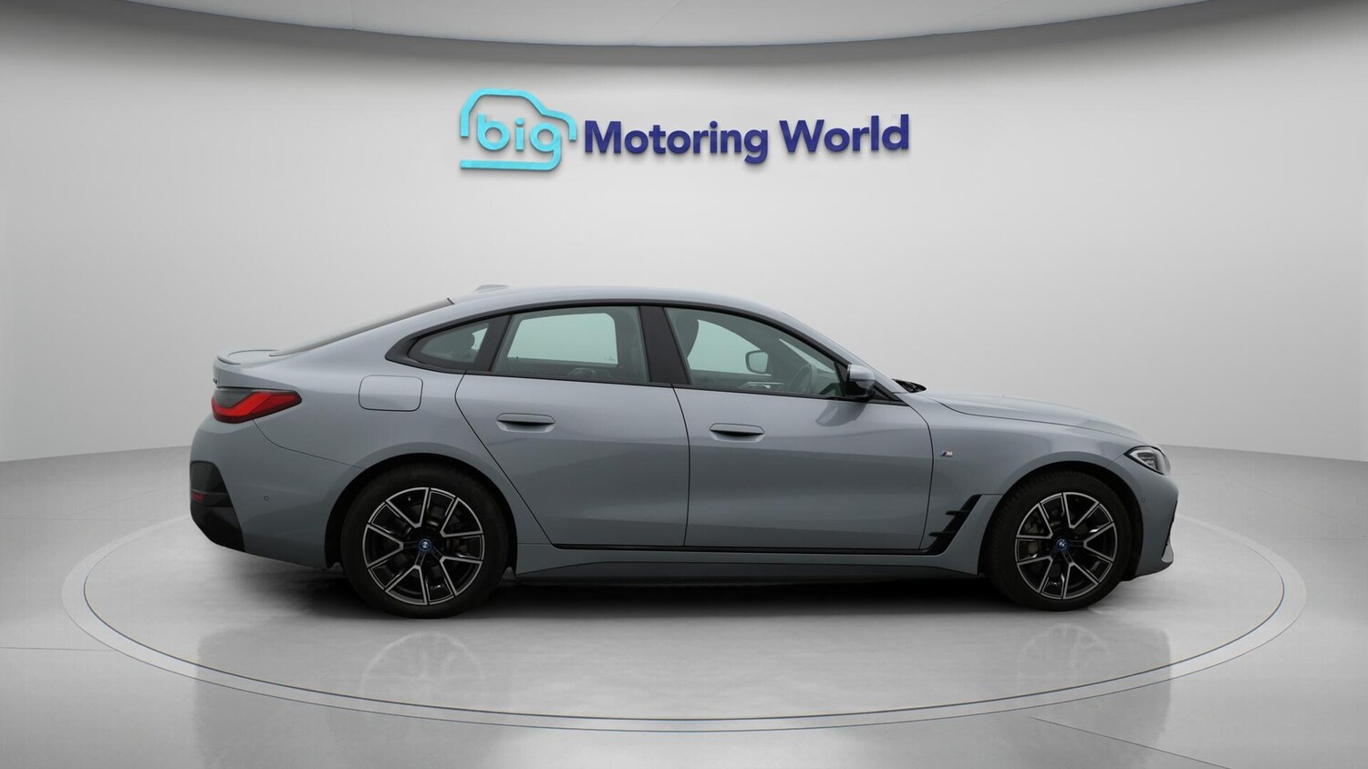 Used BMW i4 2022 for sale - 76645838: Photo 9