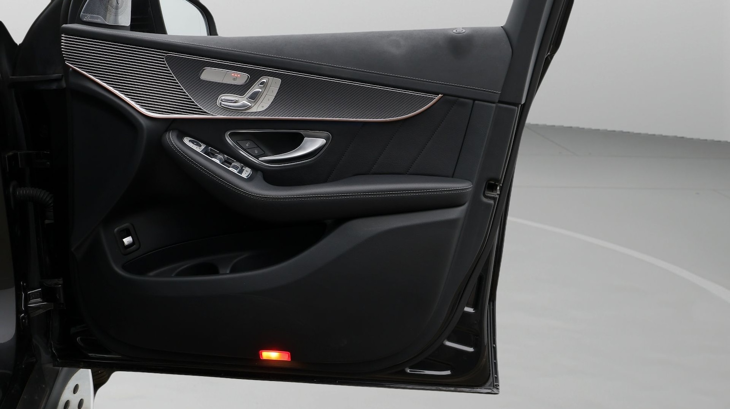 Used Mercedes-Benz EQC 2021 for sale - 77504402: Photo 15