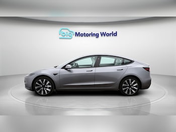 Used Tesla Model 3 2024 for sale - 77136250: Photo