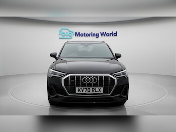 Used Audi Q3 2020 for sale - 76472546: Photo