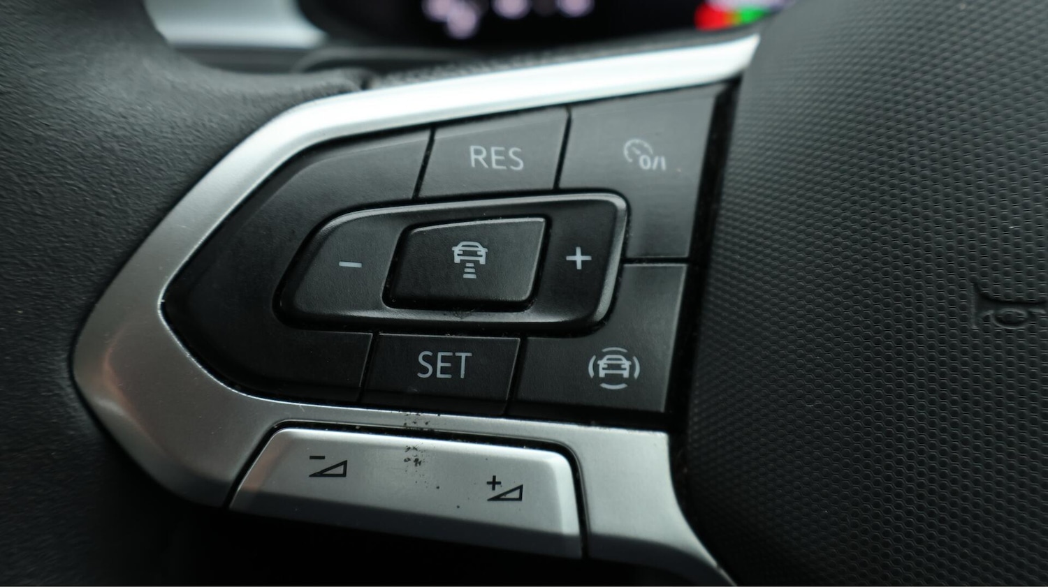 Used Volkswagen T-Roc 2022 for sale - 76457467: Photo 23