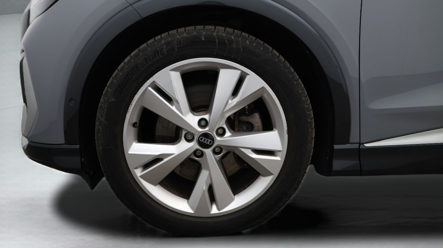 Used Audi Q4 e-tron 2023 for sale - 77283558: Photo 18