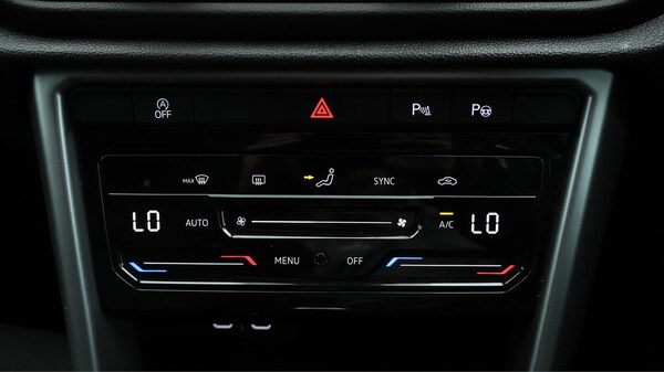 Used Volkswagen T-Roc 2024 for sale - 76109116: Photo 13