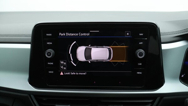 Used Volkswagen T-Roc 2024 for sale - 76109116: Photo 25