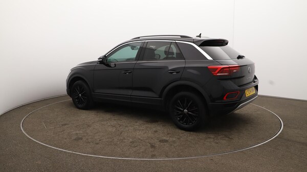 Used Volkswagen T-Roc 2024 for sale - 76109116: Photo 36
