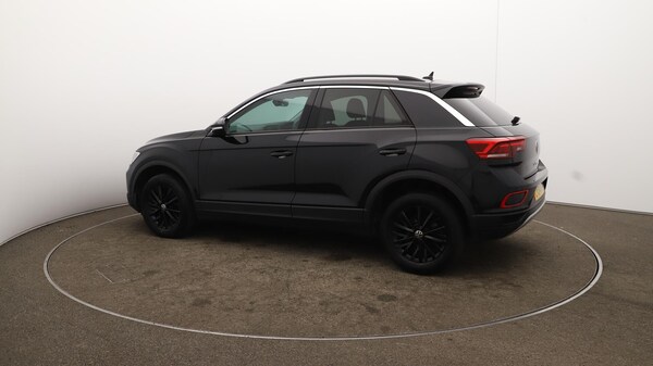 Used Volkswagen T-Roc 2024 for sale - 76109116: Photo 47