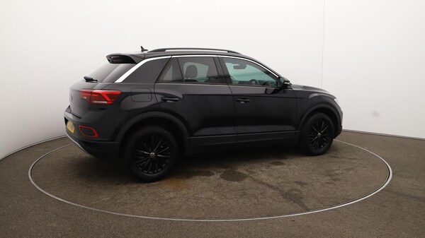 Used Volkswagen T-Roc 2024 for sale - 76109116: Photo 52