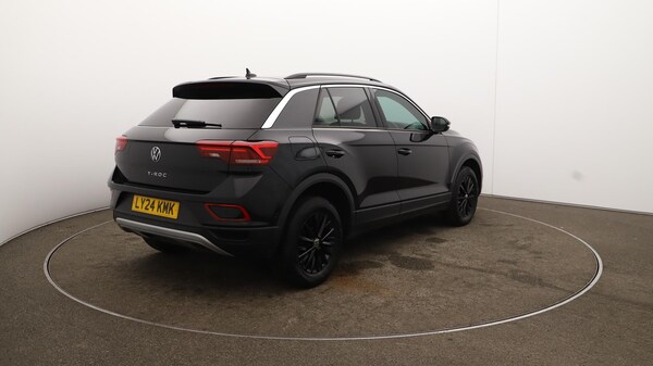Used Volkswagen T-Roc 2024 for sale - 76109116: Photo 54