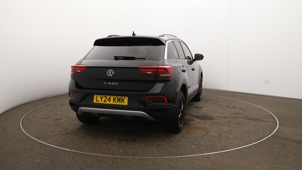 Used Volkswagen T-Roc 2024 for sale - 76109116: Photo 56