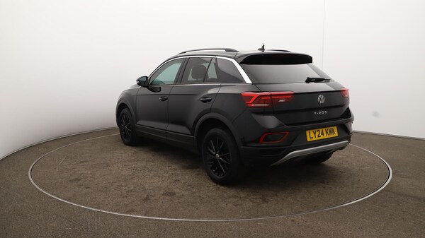 Used Volkswagen T-Roc 2024 for sale - 76109116: Photo 62