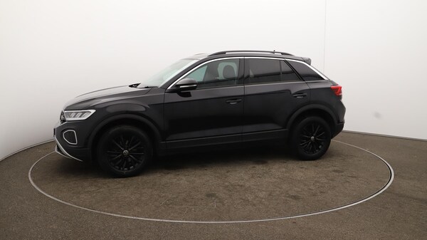 Used Volkswagen T-Roc 2024 for sale - 76109116: Photo 66