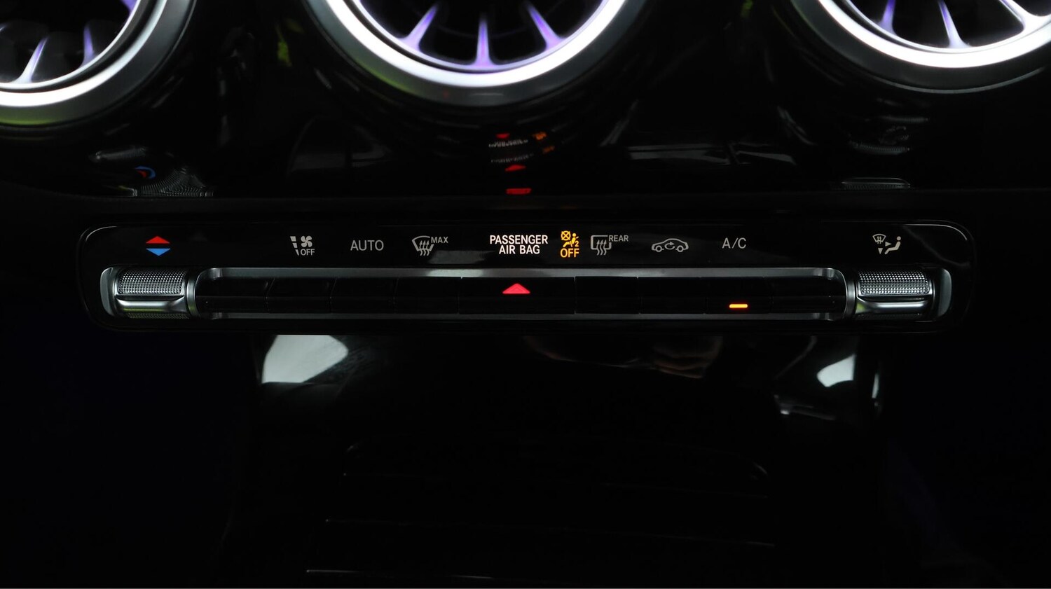 Used Mercedes-Benz CLA 2024 for sale - 76012607: Photo 17