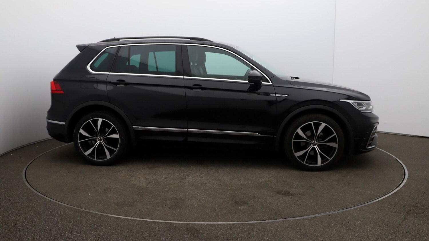 Used Volkswagen Tiguan for sale - 76811752: Photo 42