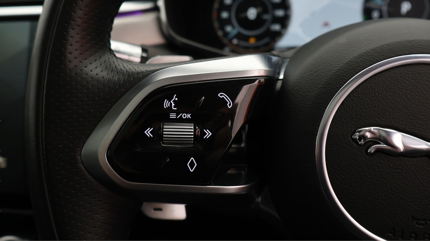 Used Jaguar F-Pace 2022 for sale - 77931419: Photo 24