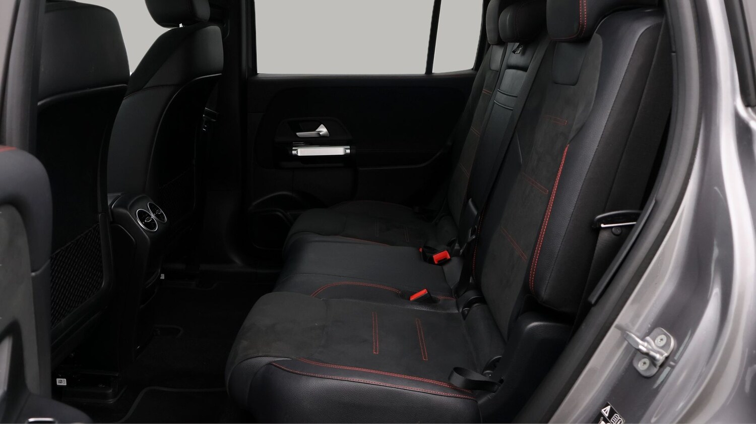 Used Mercedes-Benz EQB 2023 for sale - 77931414: Photo 16