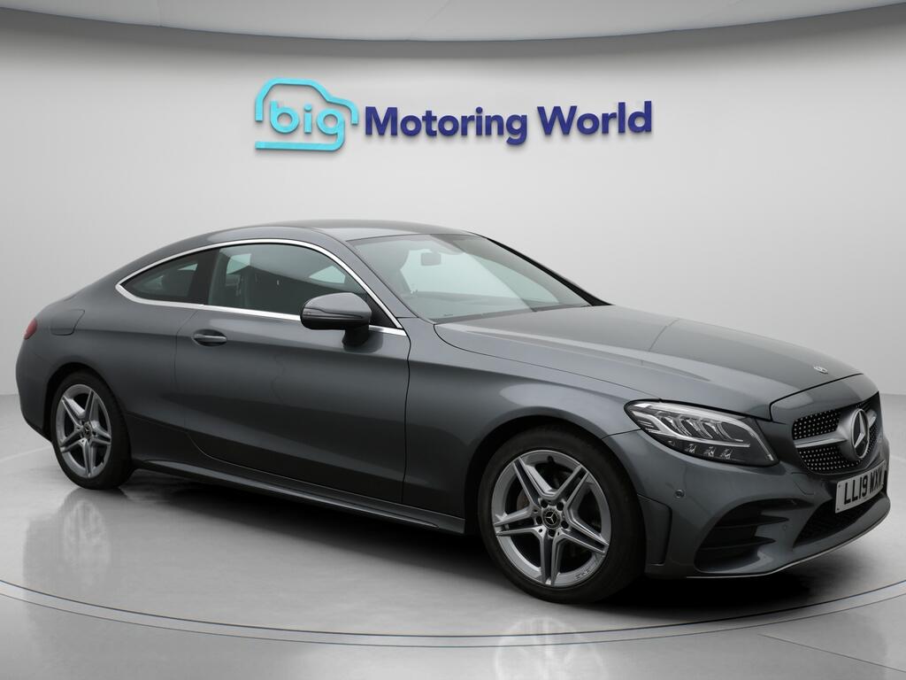 Used Mercedes-Benz C Class 2019 for sale - 76499356: Photo 1