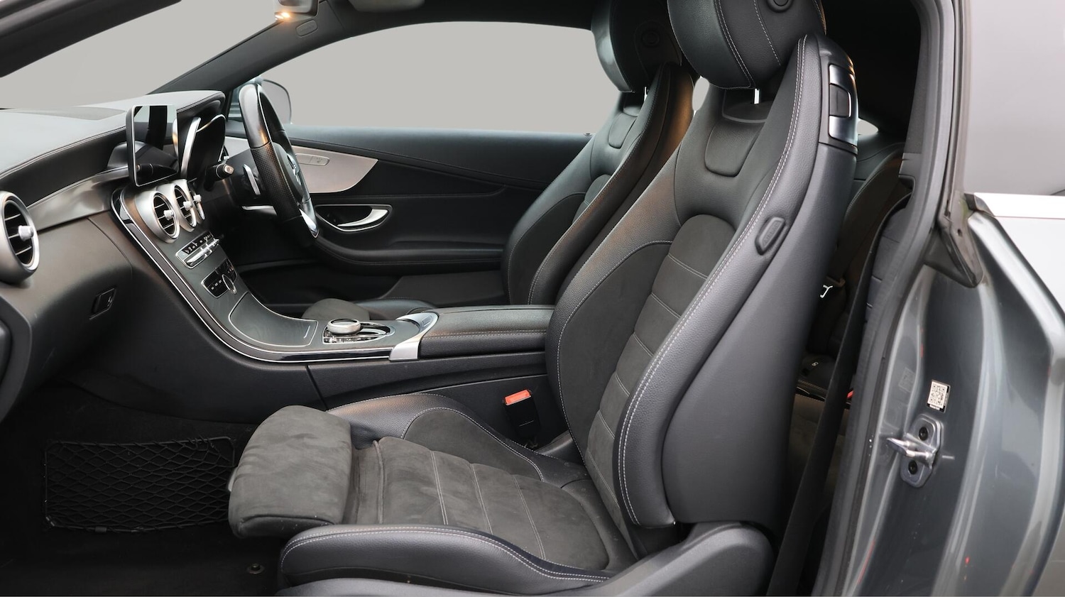 Used Mercedes-Benz C Class 2019 for sale - 76499356: Photo 15