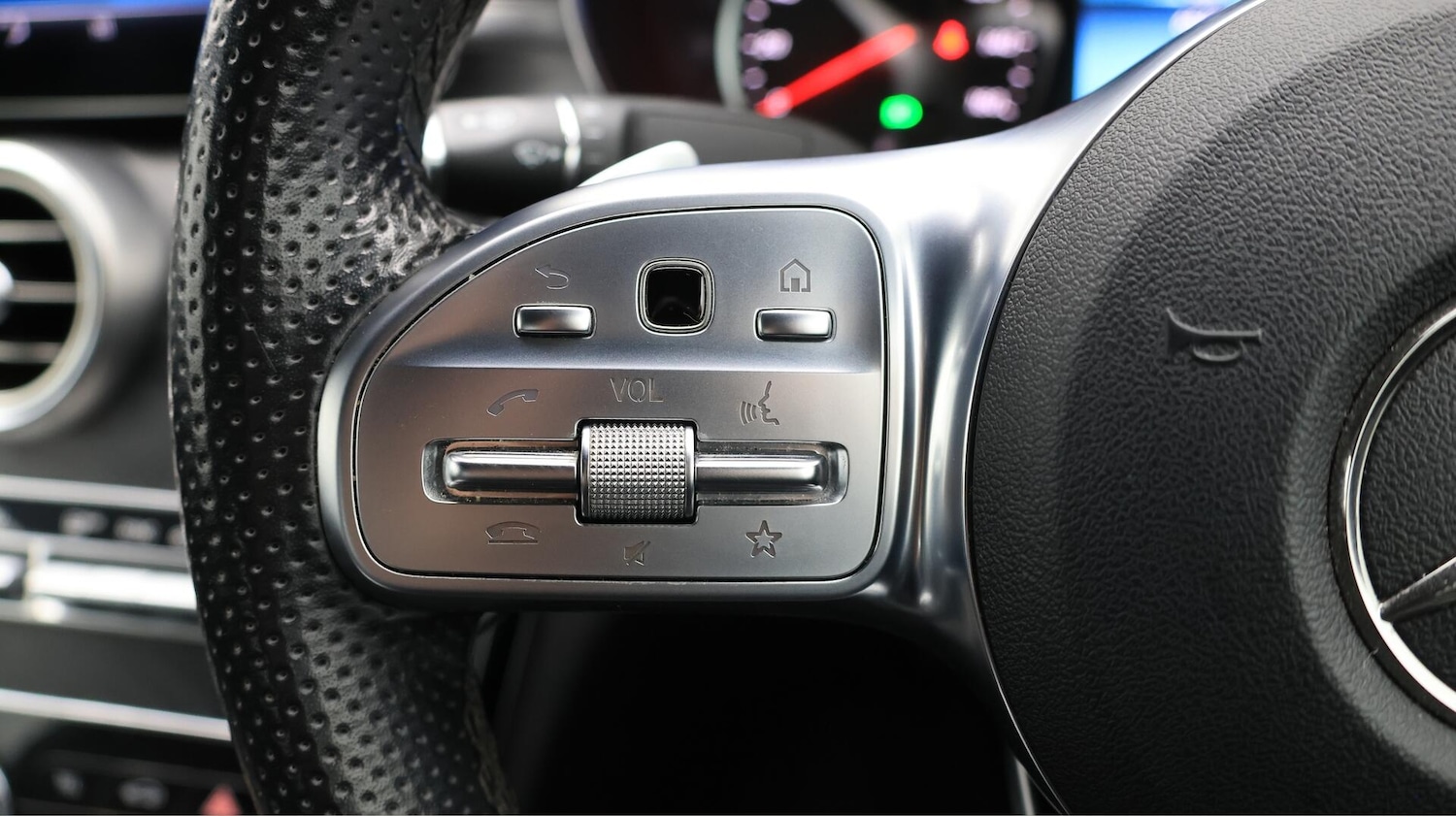 Used Mercedes-Benz C Class 2019 for sale - 76499356: Photo 24