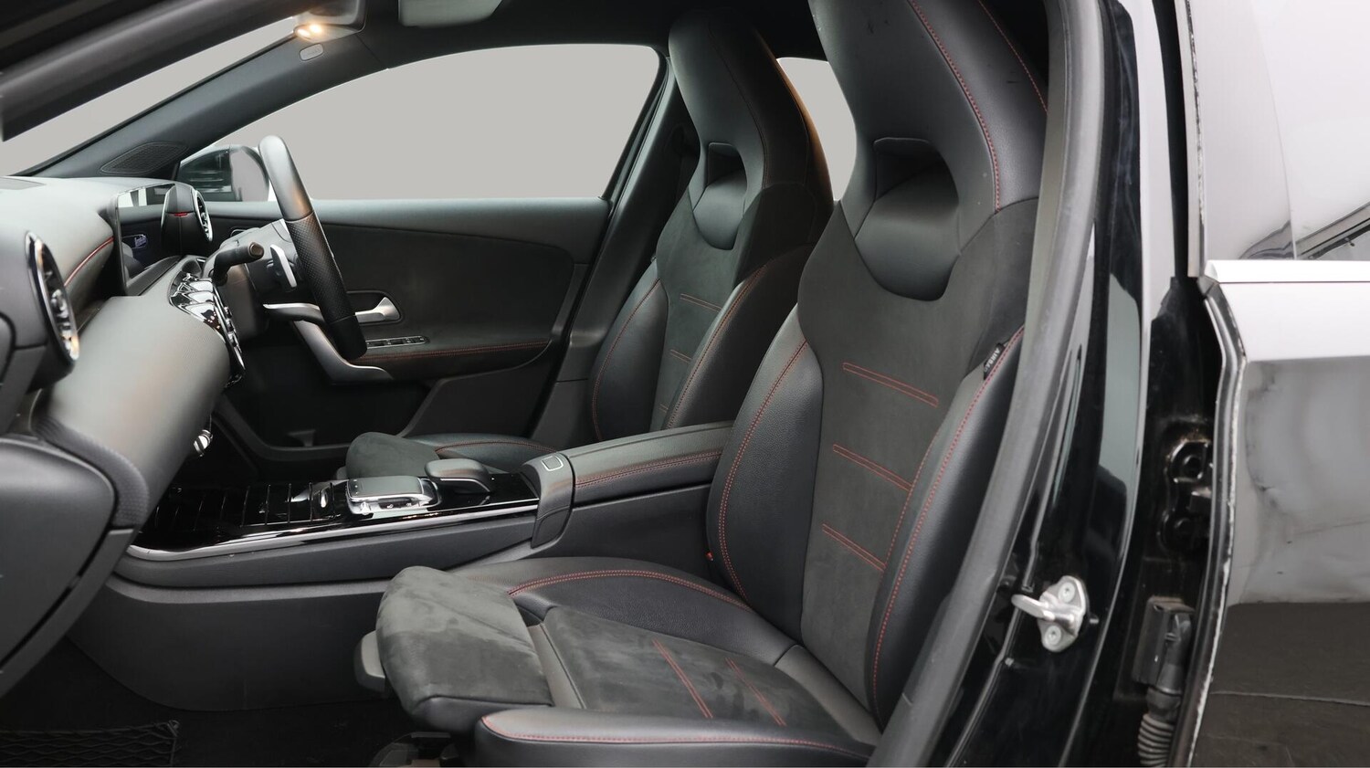 Used Mercedes-Benz A-Class 2020 for sale - 76658807: Photo 15