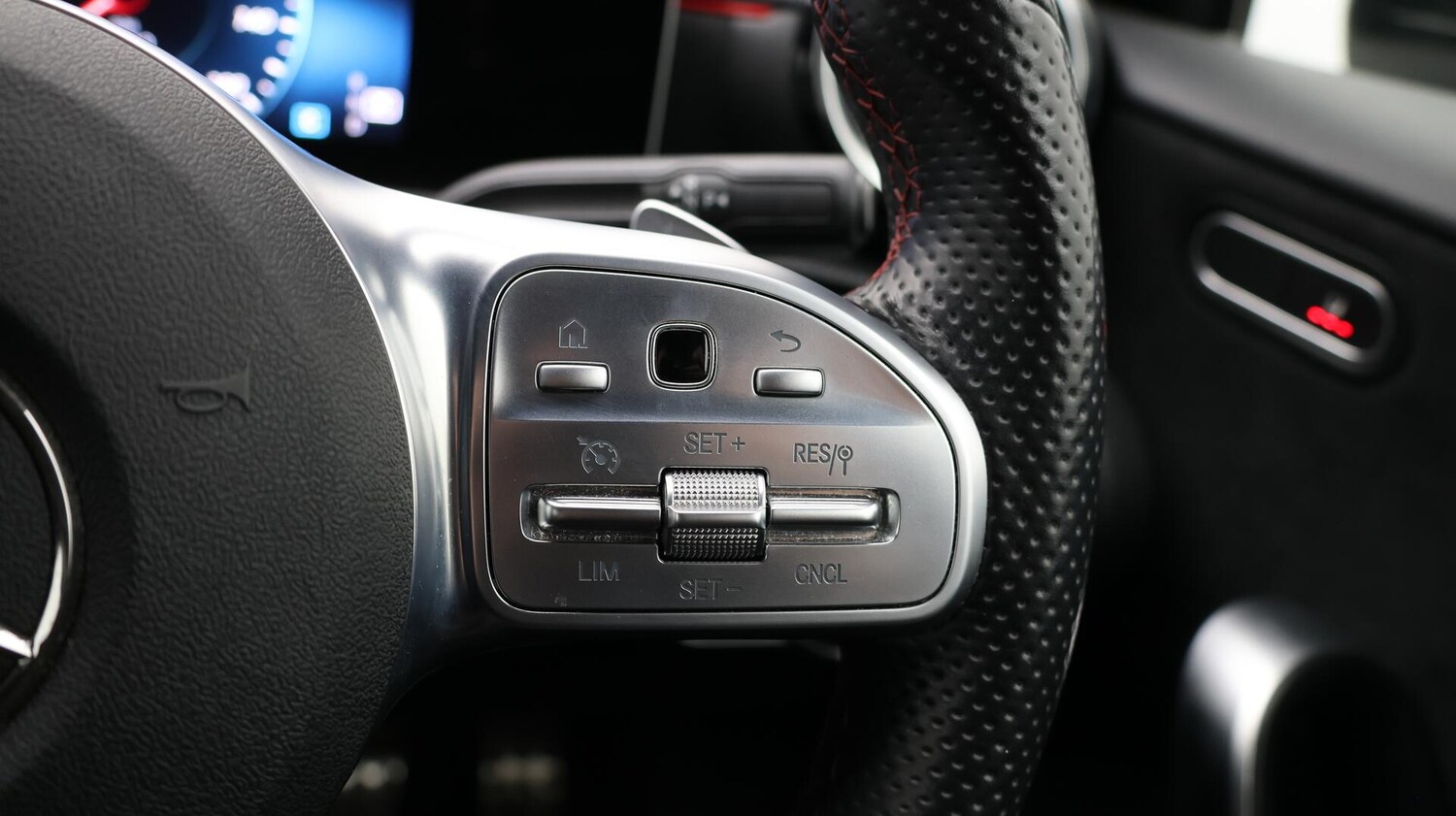 Used Mercedes-Benz A-Class 2020 for sale - 76658807: Photo 25