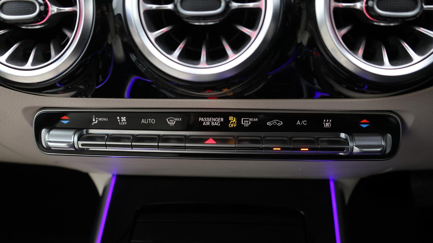 Used Mercedes-Benz EQA 2022 for sale - 76658221: Photo 13