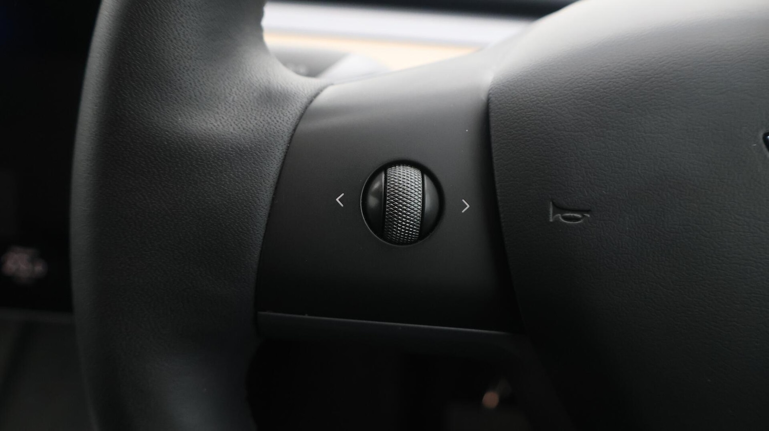 Used Tesla Model Y 2022 for sale - 76371009: Photo 24