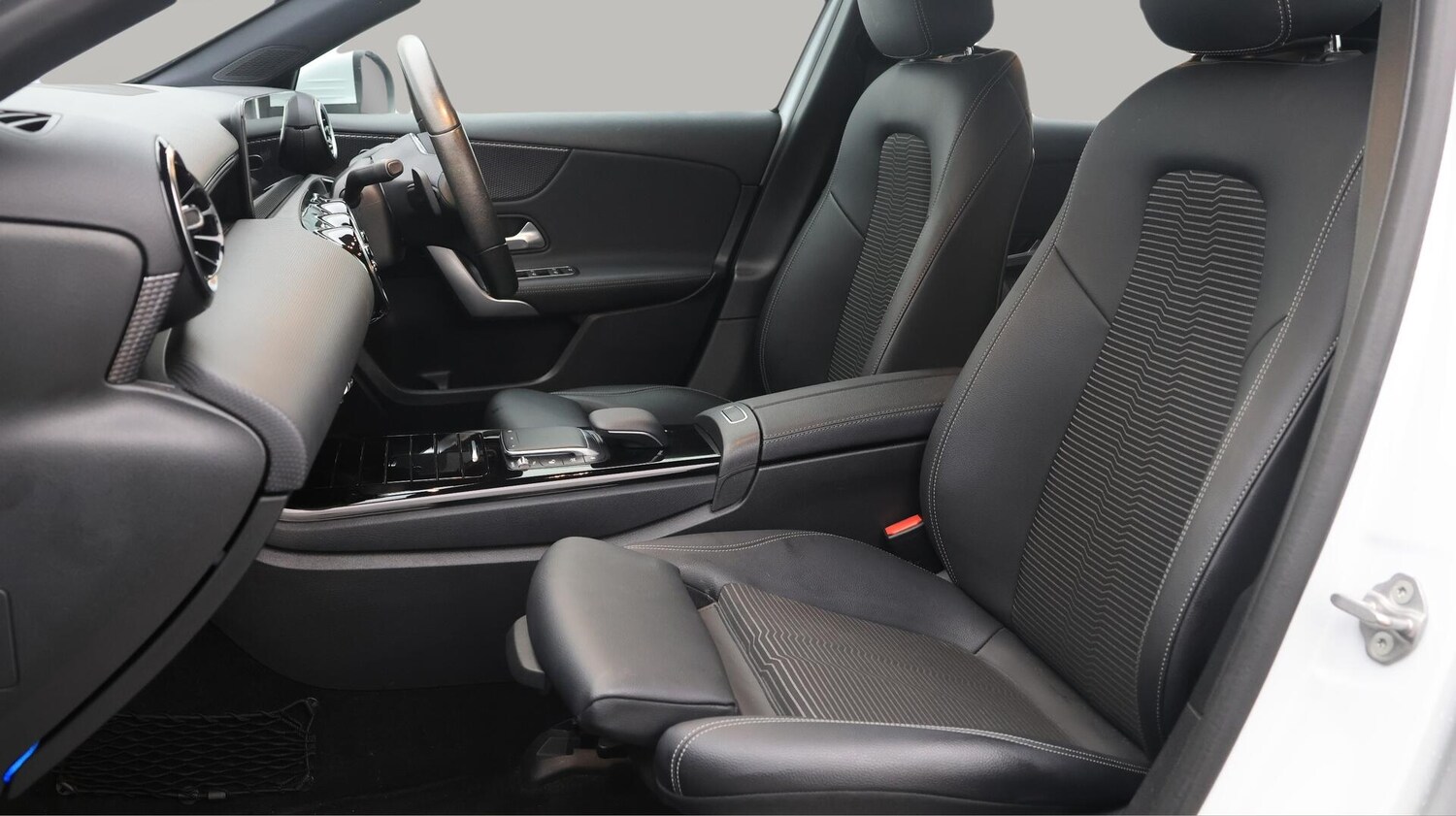 Used Mercedes-Benz A-Class 2020 for sale - 76314570: Photo 15