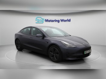 Used Tesla Model 3 2021 for sale - 76059219: Photo 2