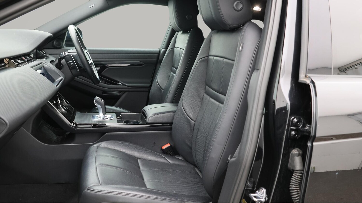 Used Land Rover Range Rover Evoque 2021 for sale - 76370650: Photo 15