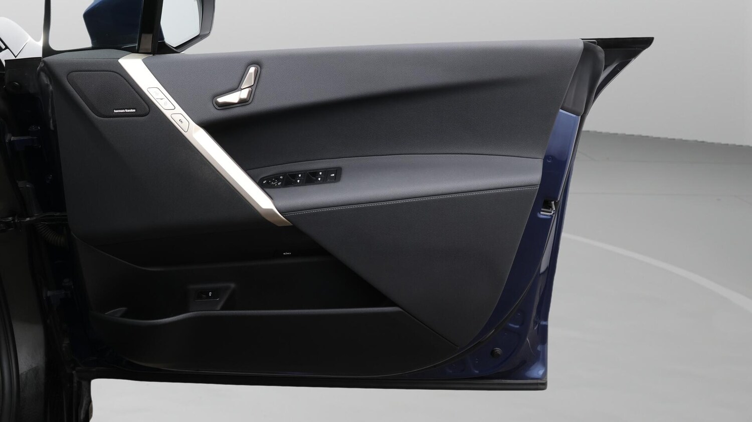 Used BMW iX 2022 for sale - 76659060: Photo 16