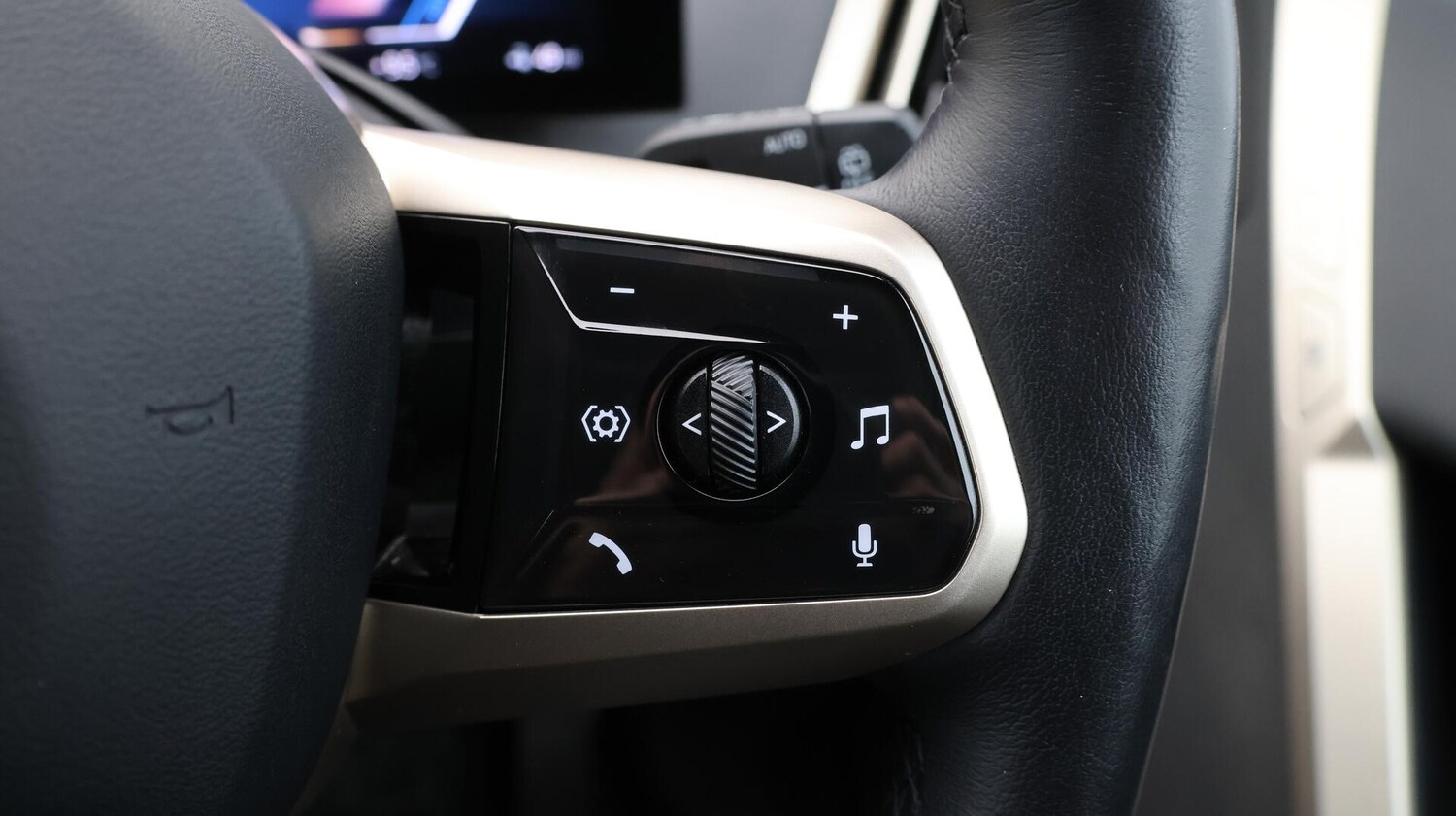 Used BMW iX 2022 for sale - 76659060: Photo 25