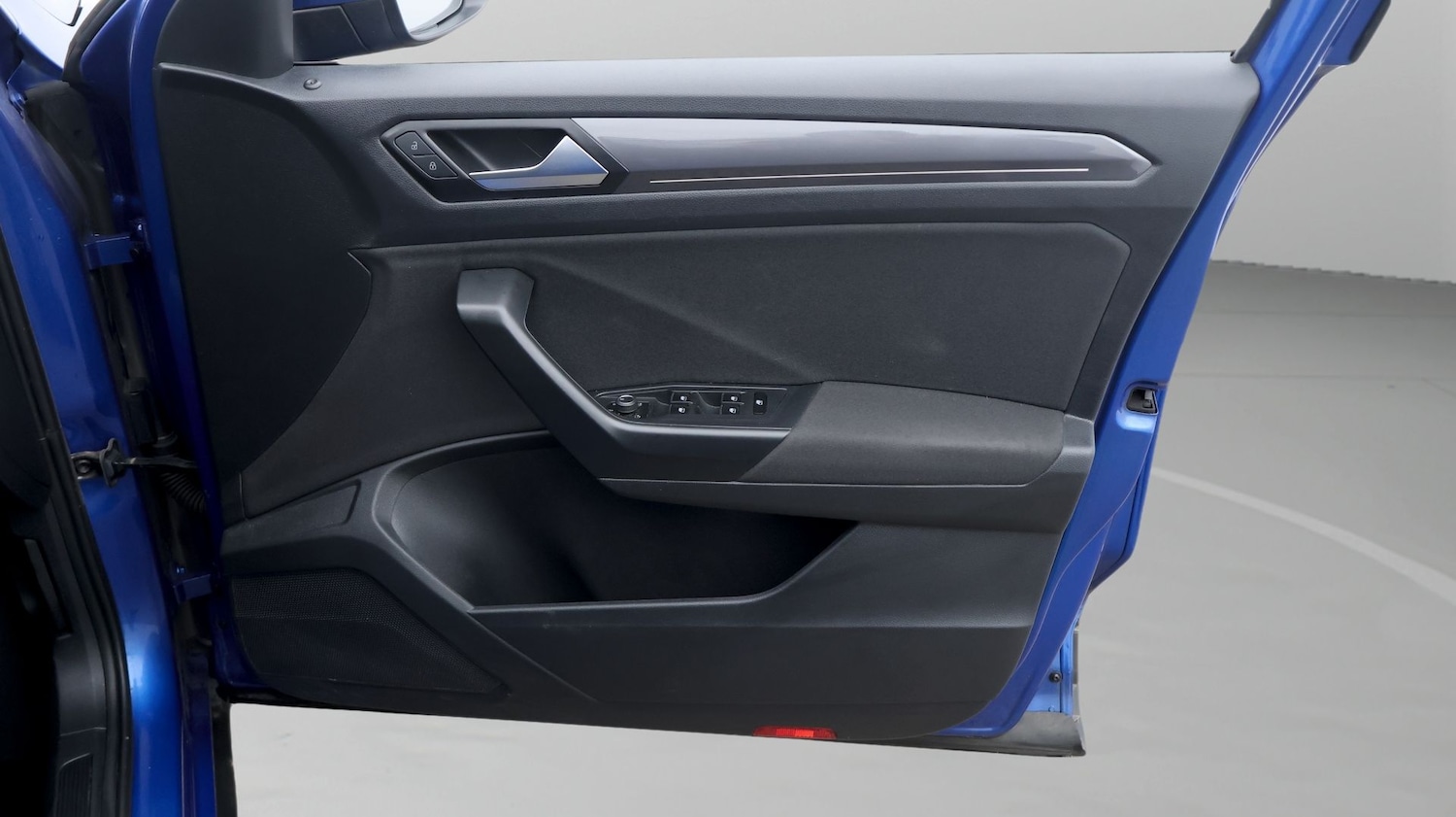 Used Volkswagen T-Roc 2021 for sale - 77608154: Photo 15