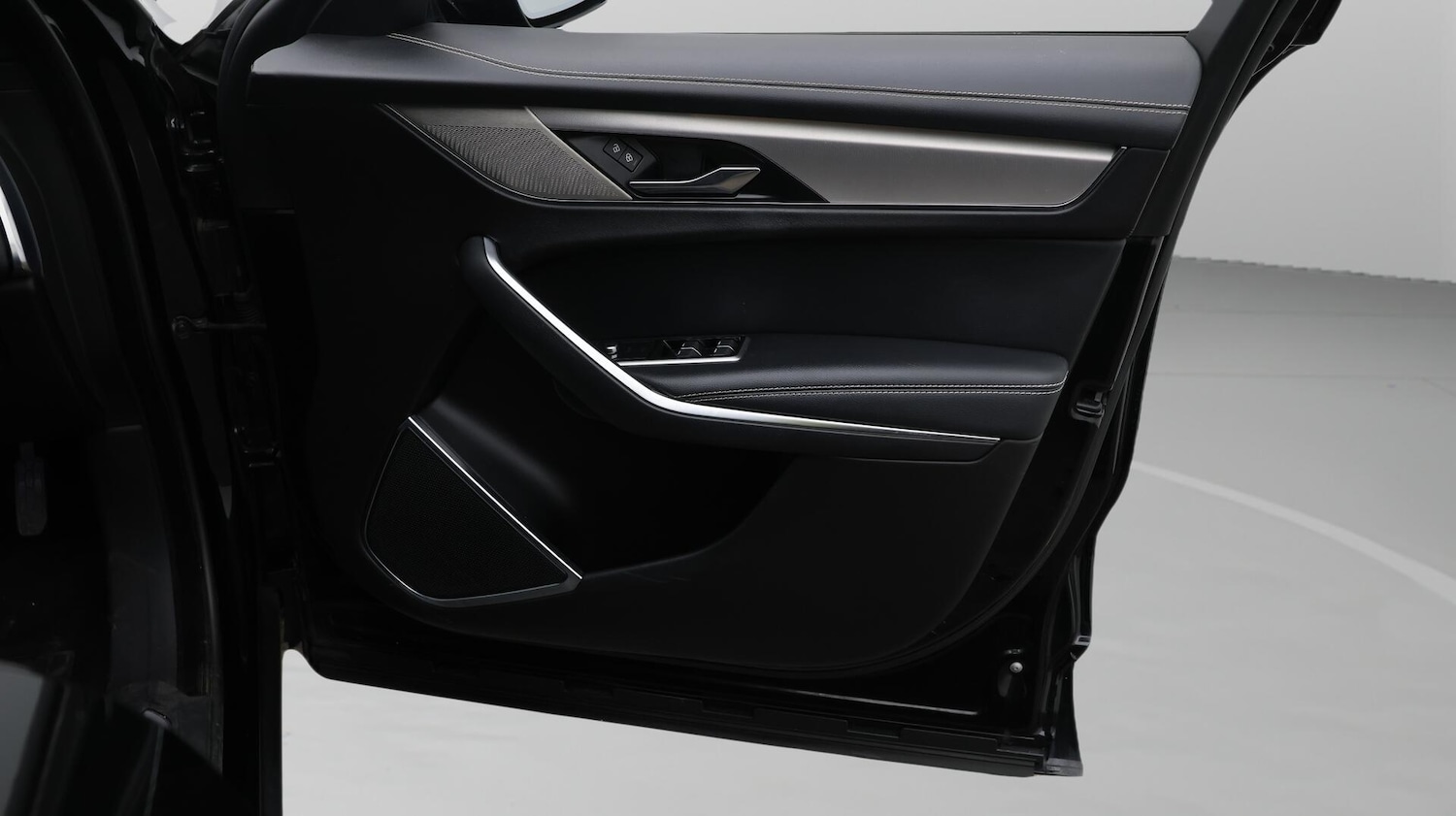 Used Jaguar F-Pace 2021 for sale - 76432946: Photo 16