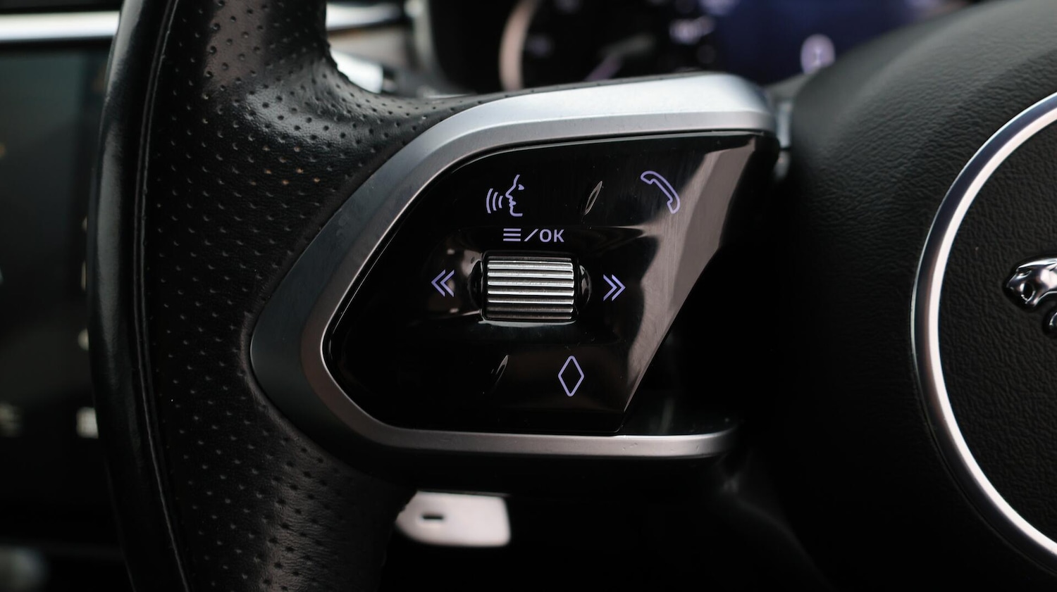 Used Jaguar F-Pace 2021 for sale - 76432946: Photo 26