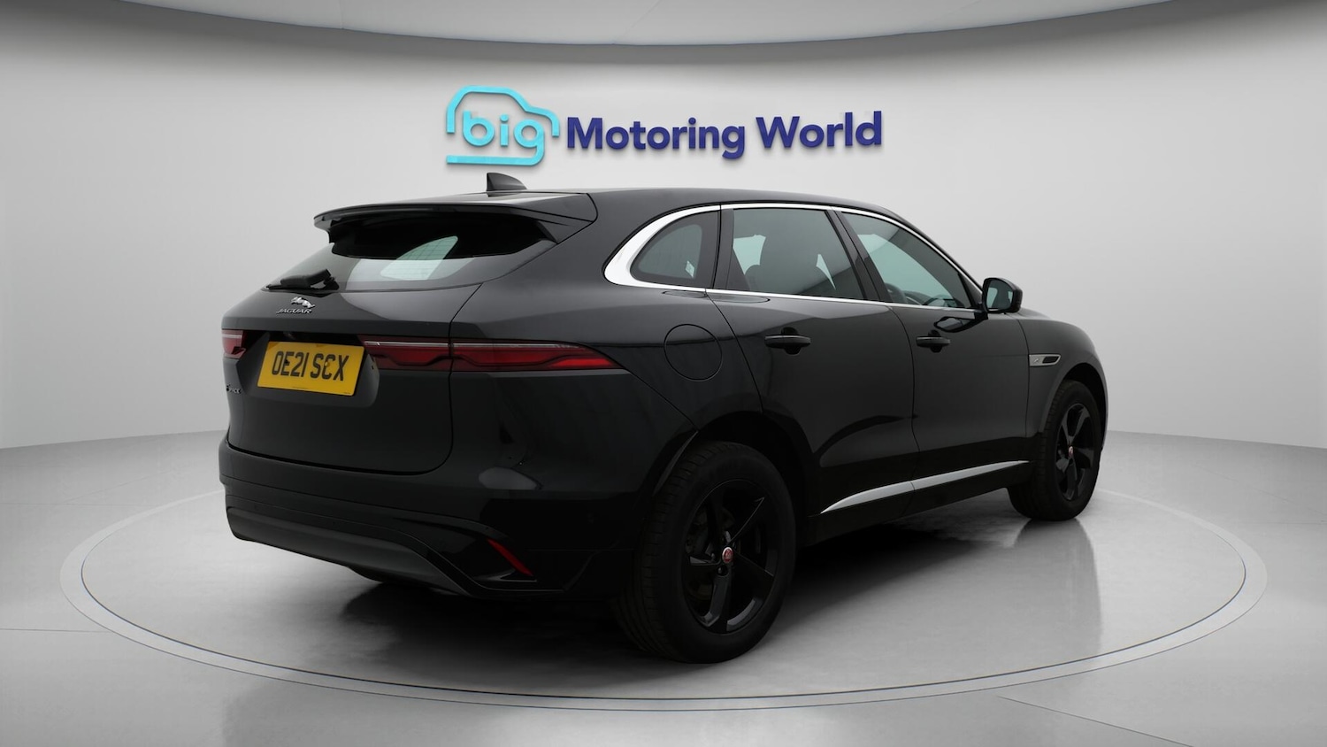 Used Jaguar F-Pace 2021 for sale - 76432946: Photo 8