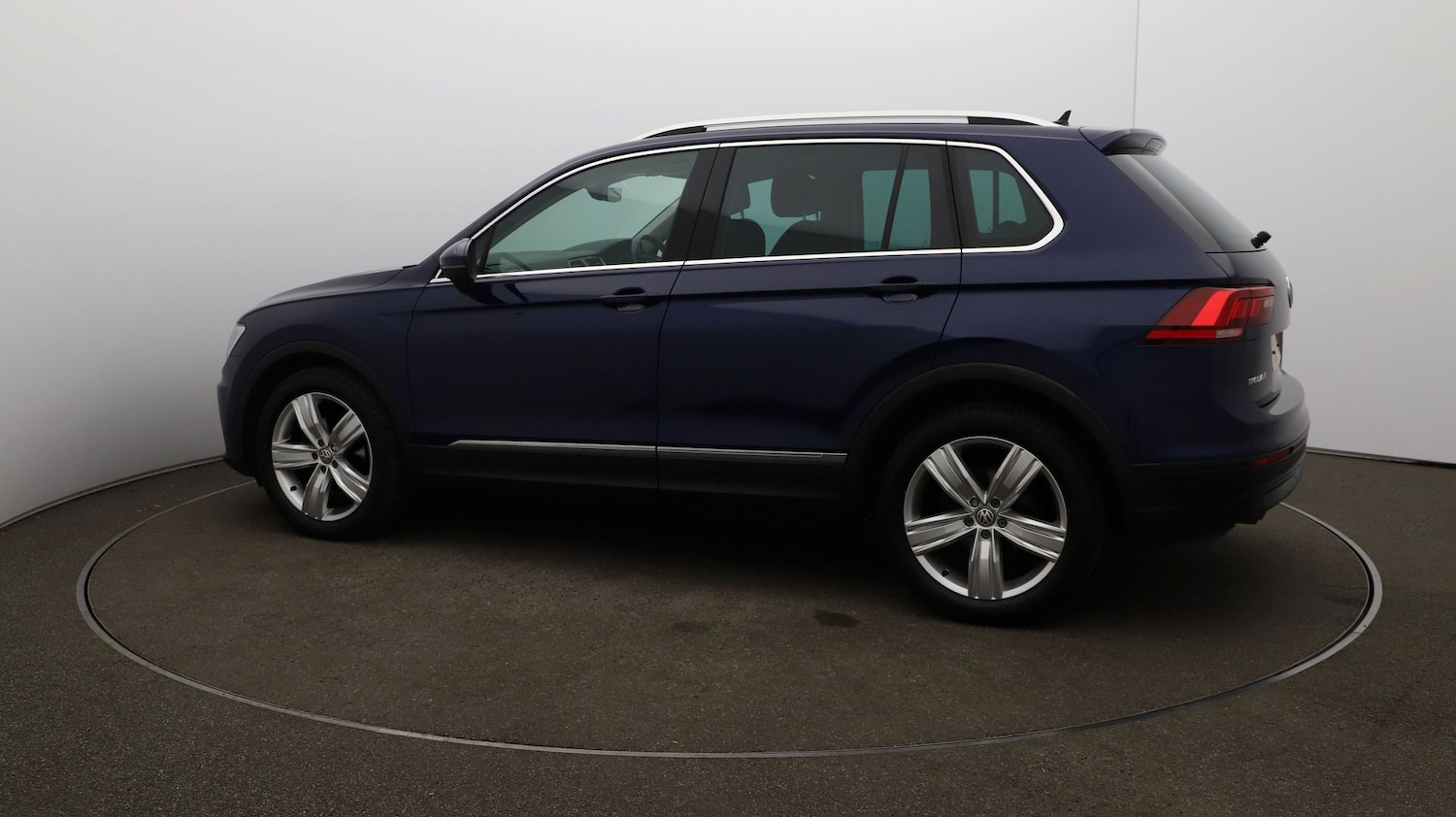 Used Volkswagen Tiguan for sale - 76809608: Photo 34