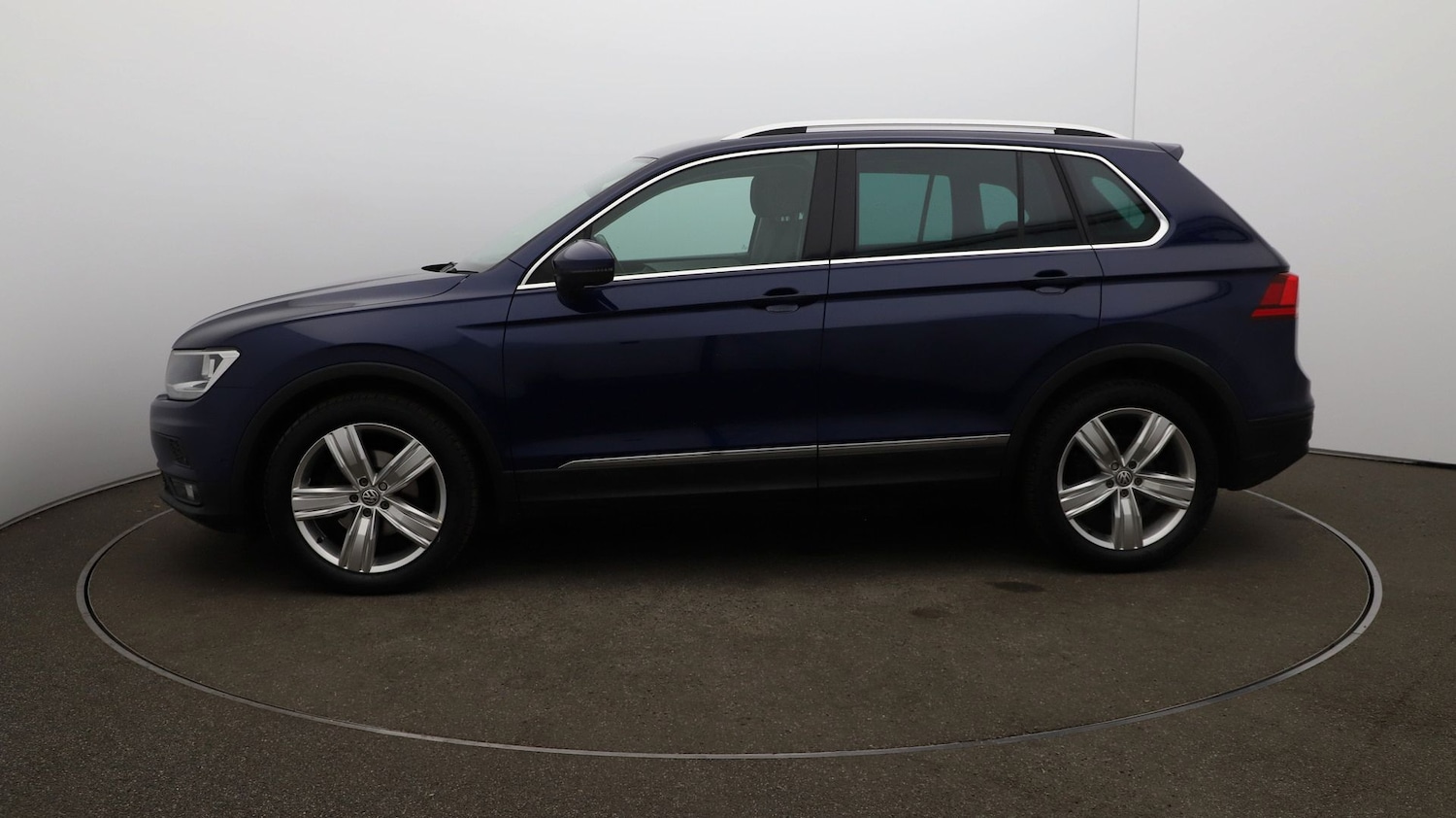 Used Volkswagen Tiguan for sale - 76809608: Photo 57