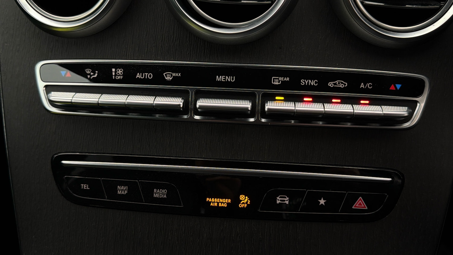 Used Mercedes-Benz GLC 2019 for sale - 77872381: Photo 11