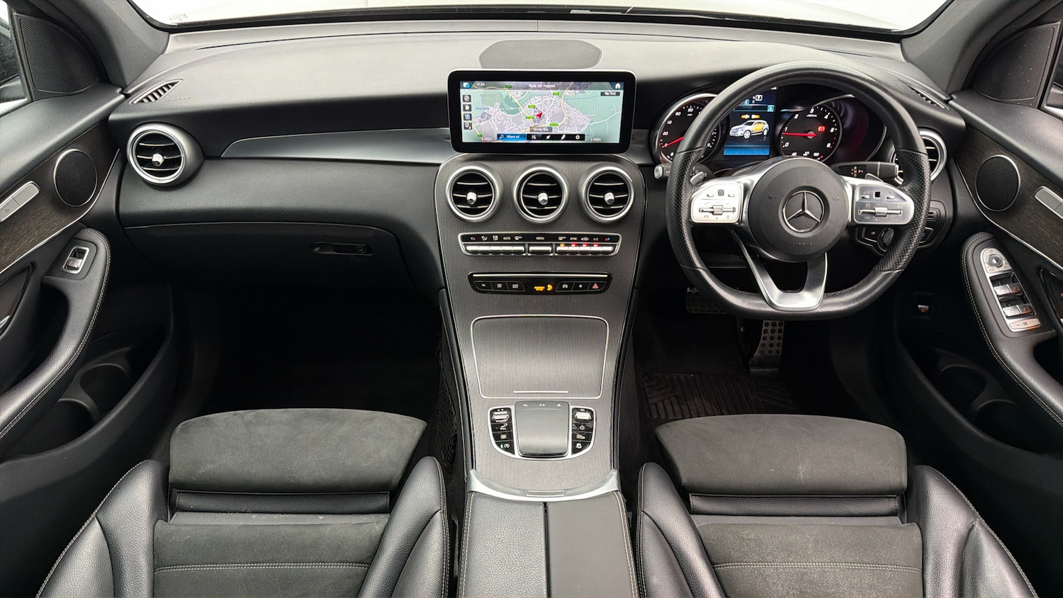 Used Mercedes-Benz GLC 2019 for sale - 77872381: Photo 12