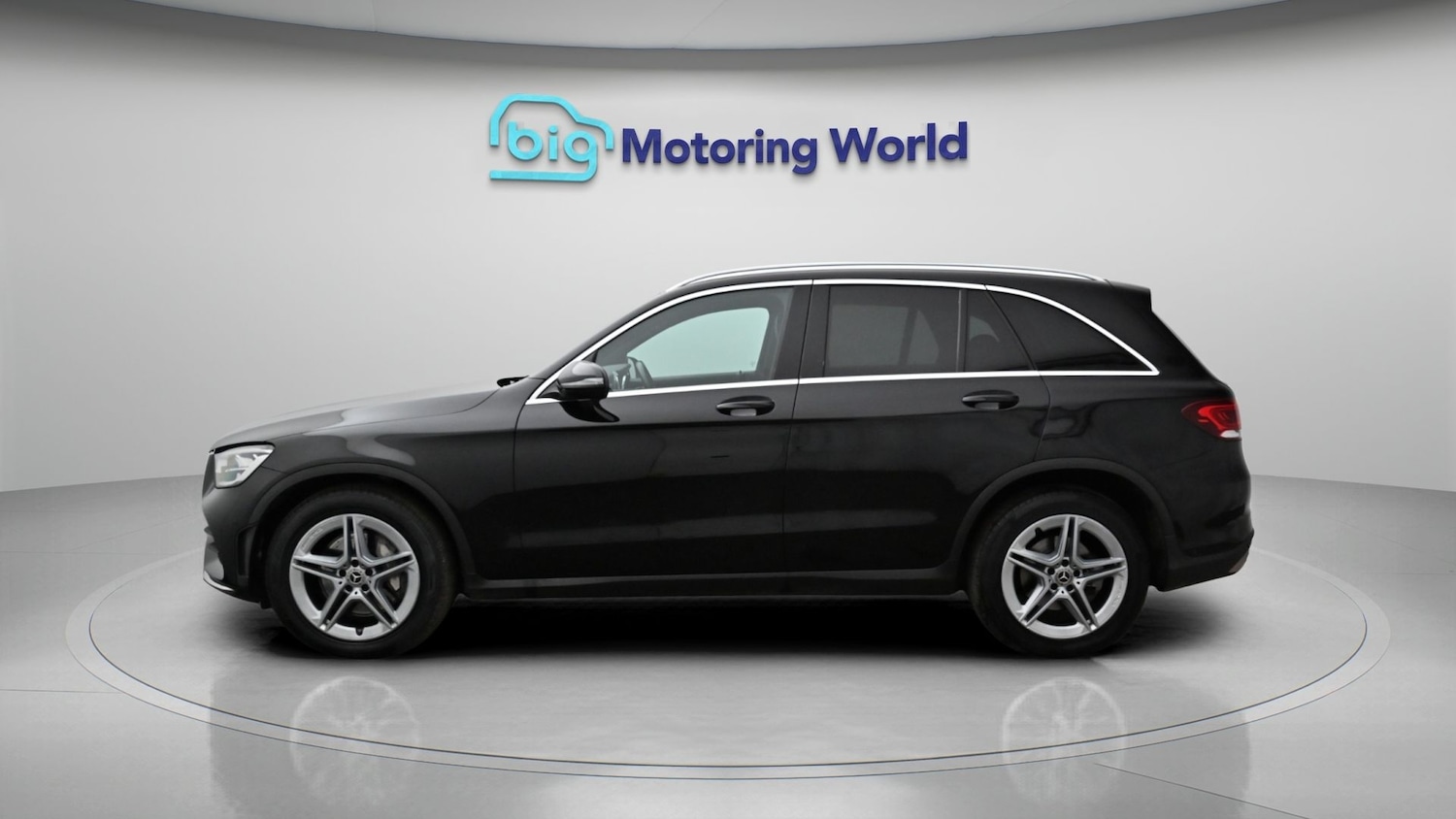 Used Mercedes-Benz GLC 2019 for sale - 77872381: Photo 4